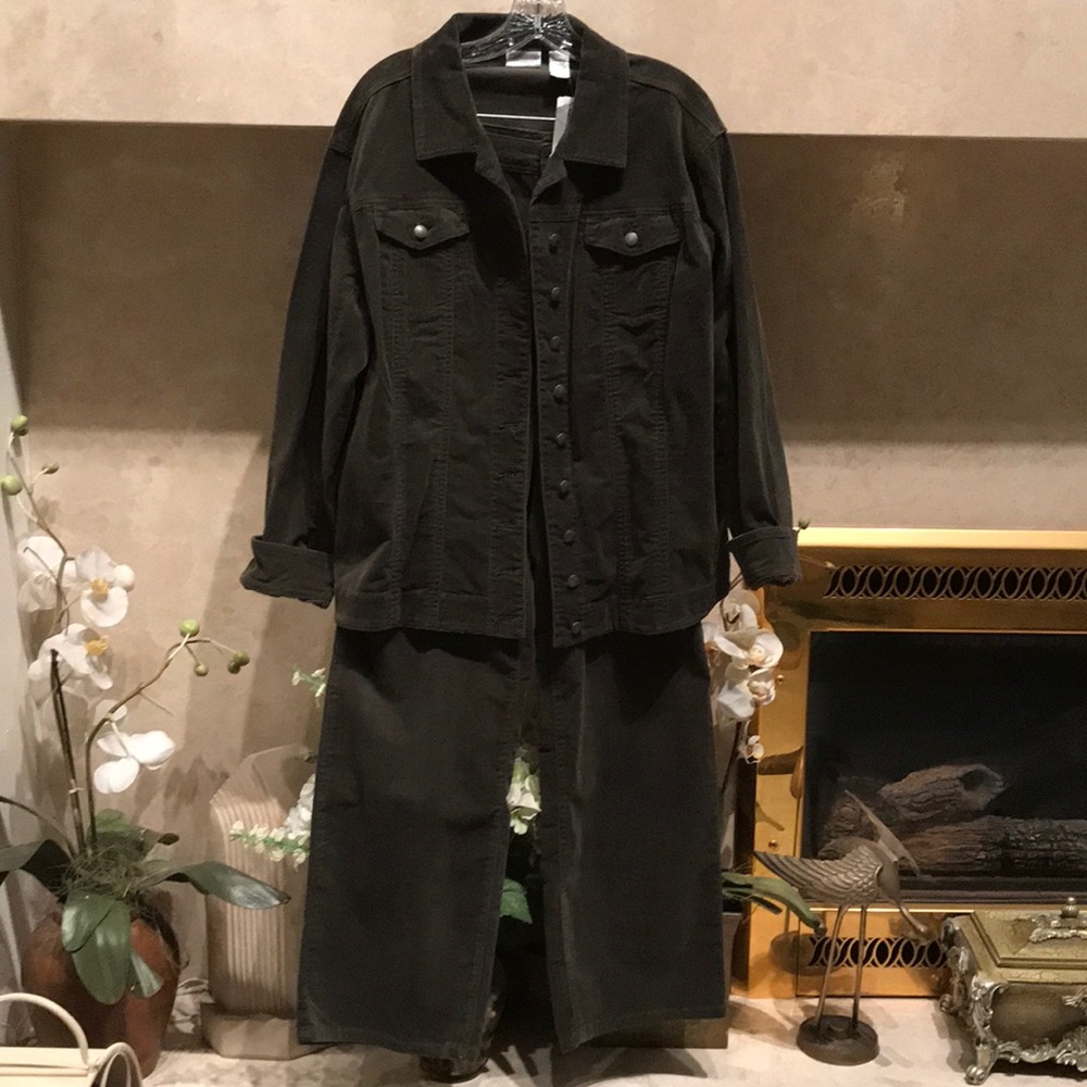 Set of jacket and pants